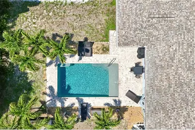 808 SW 14th Pl, Cape Coral, FL 33991 - Photo 25