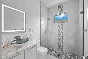 140 SE 16th St, Cape Coral, FL 33990 - Photo 25