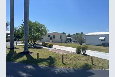 130 Dawn St, Fort Myers, FL 33908 - Photo 9