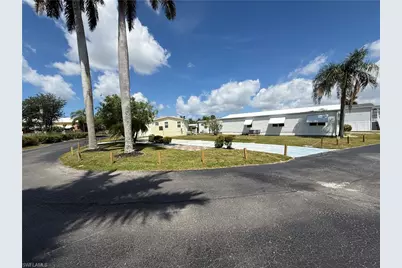 130 Dawn St, Fort Myers, FL 33908 - Photo 1