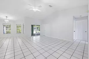 4530 Springview Cir, Labelle, FL 33935 - Photo 11