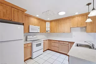 5563 Foxlake Dr, North Fort Myers, FL 33917 - Photo 9