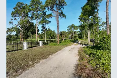 7969 Canal Ter, Labelle, FL 33935 - Photo 7