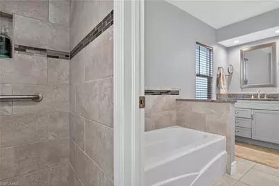 13190 Oakmont Dr #6, Fort Myers, FL 33907 - Photo 19