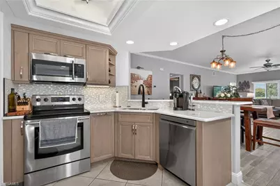 13190 Oakmont Dr #6, Fort Myers, FL 33907 - Photo 11