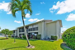 4708 SW 8th Pl, Cape Coral, FL 33914 - Photo 9