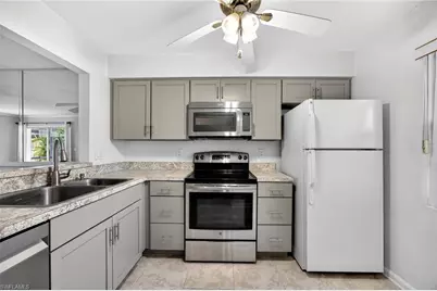 6300 S Pointe Blvd #327, Fort Myers, FL 33919 - Photo 3