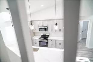 2801 Flora Ave N, Lehigh Acres, FL 33971 - Photo 9