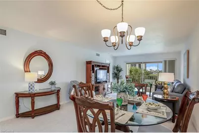 340 Horse Creek Dr #305, Naples, FL 34110 - Photo 7