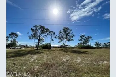 1720 Jacaranda Pkwy W, Cape Coral, FL 33993 - Photo 11