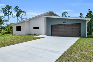 1006 Macy St E, Lehigh Acres, FL 33974 - Photo 3