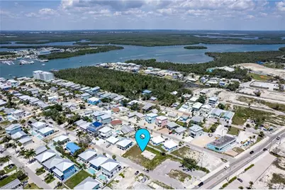 126 Delmar Ave, Fort Myers Beach, FL 33931 - Photo 13