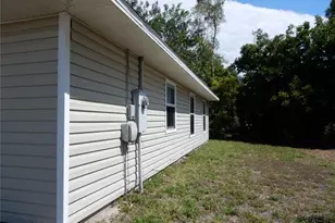 899 Ridgeway Dr, North Fort Myers, FL 33903 - Photo 13