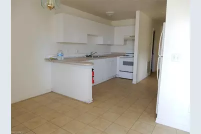899 Ridgeway Dr, North Fort Myers, FL 33903 - Photo 7