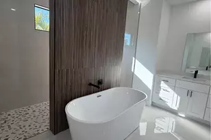 1621 SW 10th Pl, Cape Coral, FL 33991 - Photo 23