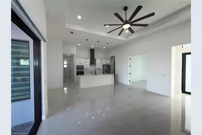 1621 SW 10th Pl, Cape Coral, FL 33991 - Photo 13