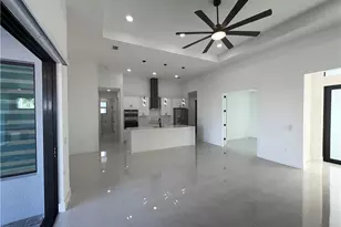 1621 SW 10th Pl, Cape Coral, FL 33991 - Photo 13