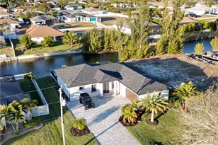 615 SW 22nd Terrace, Cape Coral, FL 33991 - Photo 3