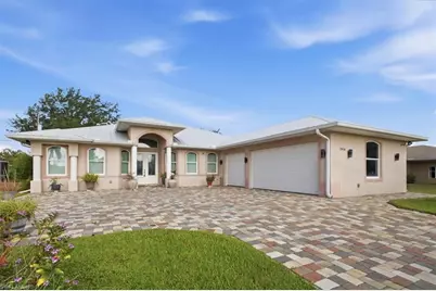 2416 SE 8th Ave, Cape Coral, FL 33990 - Photo 3
