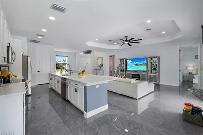 2419 Country Club Blvd, Cape Coral, FL 33990 - Photo 21
