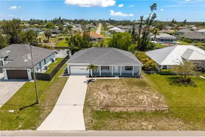 1824 SW 2nd St, Cape Coral, FL 33991 - Photo 43