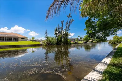 1824 SW 2nd St, Cape Coral, FL 33991 - Photo 41