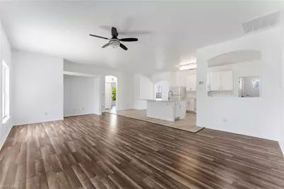 1824 SW 2nd St, Cape Coral, FL 33991 - Photo 23