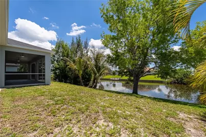 1824 SW 2nd St, Cape Coral, FL 33991 - Photo 39