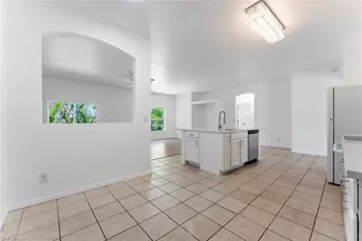 1824 SW 2nd St, Cape Coral, FL 33991 - Photo 15