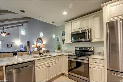 6337 Royal Woods Dr, Fort Myers, FL 33908 - Photo 5