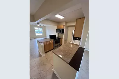 2828 Jackson St #J3, Fort Myers, FL 33901 - Photo 5