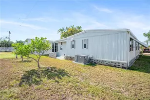 3073 Longview Ln, North Fort Myers, FL 33917 - Photo 37