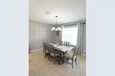 4630 SW 16th Pl, Cape Coral, FL 33914 - Photo 9