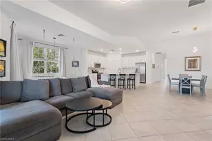 12050 Santaluz Dr, Fort Myers, FL 33913 - Photo 7