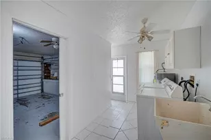 2301 SE 5th Ct, Cape Coral, FL 33990 - Photo 23