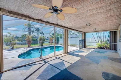 2301 SE 5th Ct, Cape Coral, FL 33990 - Photo 25