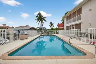 732 Victoria Dr, Cape Coral, FL 33904 - Photo 3