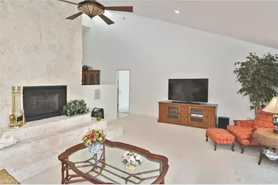 7226 Hendry Creek Dr, Fort Myers, FL 33908 - Photo 11