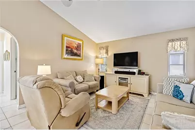 3906 SE 10th Pl, Cape Coral, FL 33904 - Photo 17