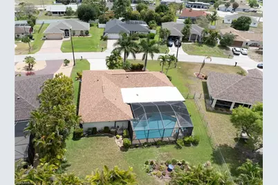 3906 SE 10th Pl, Cape Coral, FL 33904 - Photo 35