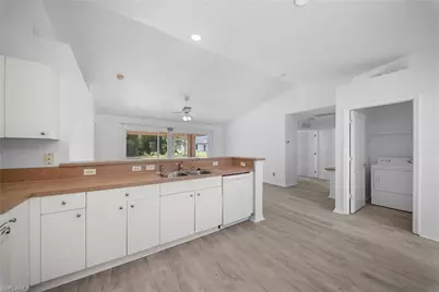 3213 17th St SW, Lehigh Acres, FL 33976 - Photo 11