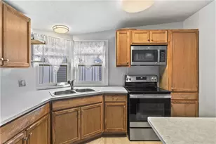 7150 Cobiac Dr, Saint James City, FL 33956 - Photo 17