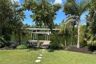 7150 Cobiac Dr, Saint James City, FL 33956 - Photo 11