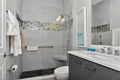 14017 Clear Water Ln, Fort Myers, FL 33907 - Photo 27
