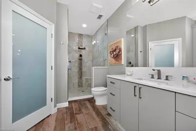 14017 Clear Water Ln, Fort Myers, FL 33907 - Photo 17