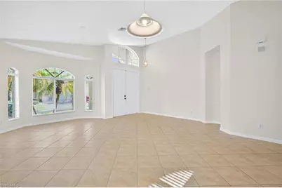 8369 Sumner Ave, Fort Myers, FL 33908 - Photo 7