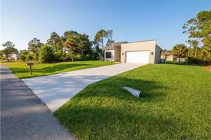 728 Crestline Ave S, Lehigh Acres, FL 33974 - Photo 33