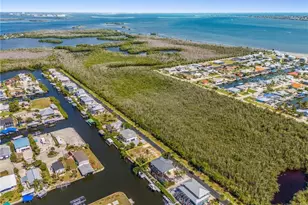 2936 Buttonwood Key Ct, Saint James City, FL 33956 - Photo 1