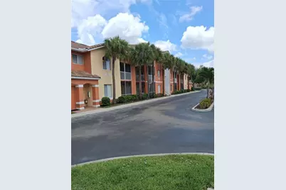 6361 Aragon Way #101, Fort Myers, FL 33966 - Photo 3