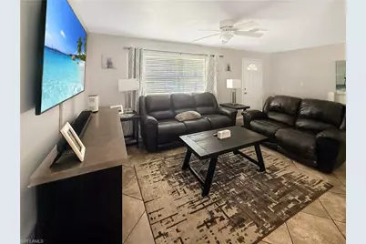 536 SE 26th Ter, Cape Coral, FL 33904 - Photo 3